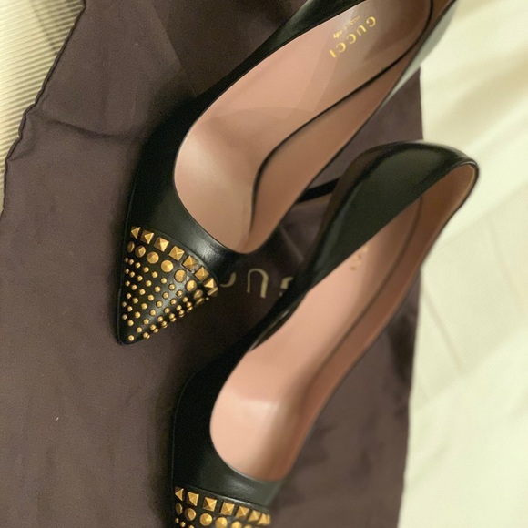 Authentic Gucci pumps - Picture 3 of 5